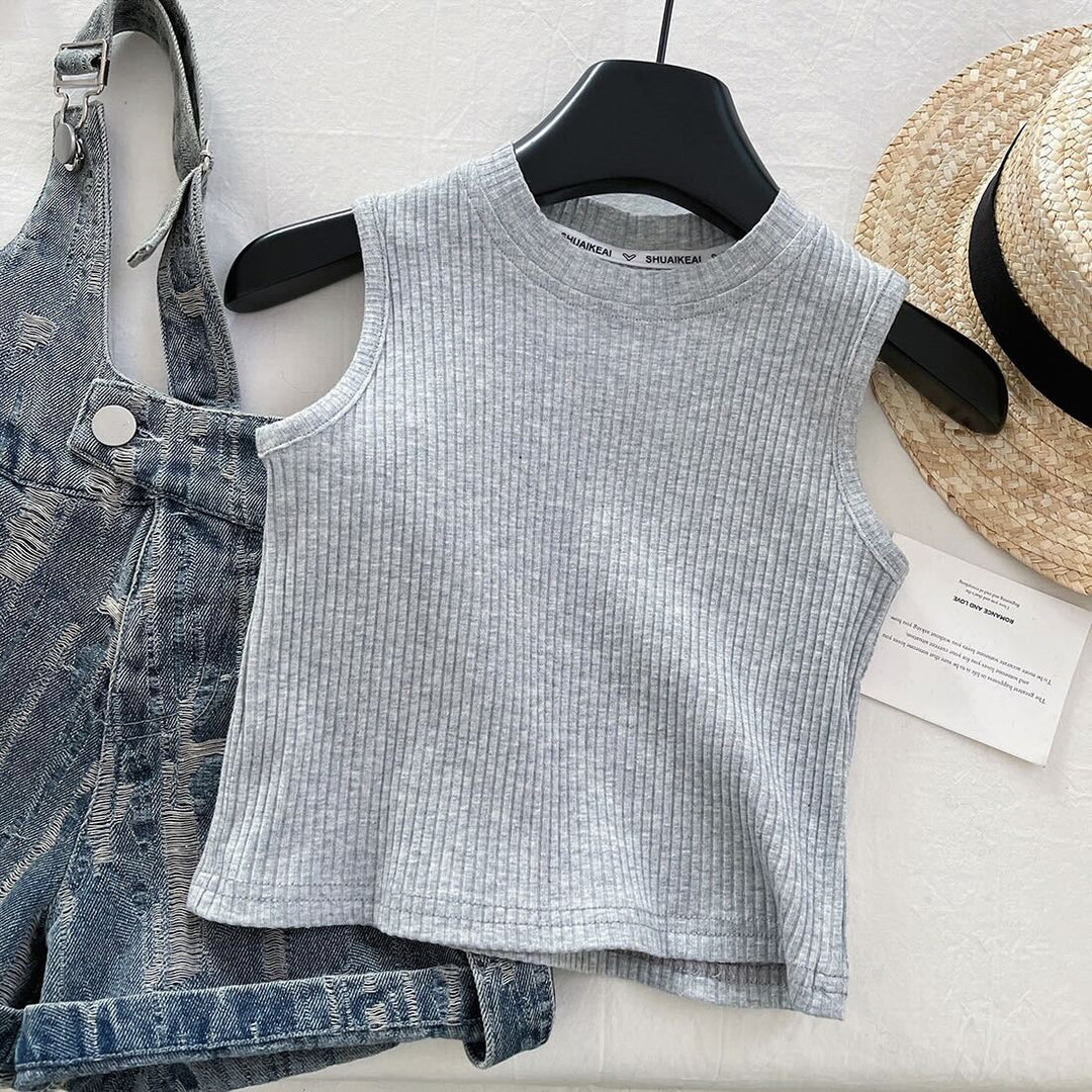 Rugged denim shorts set