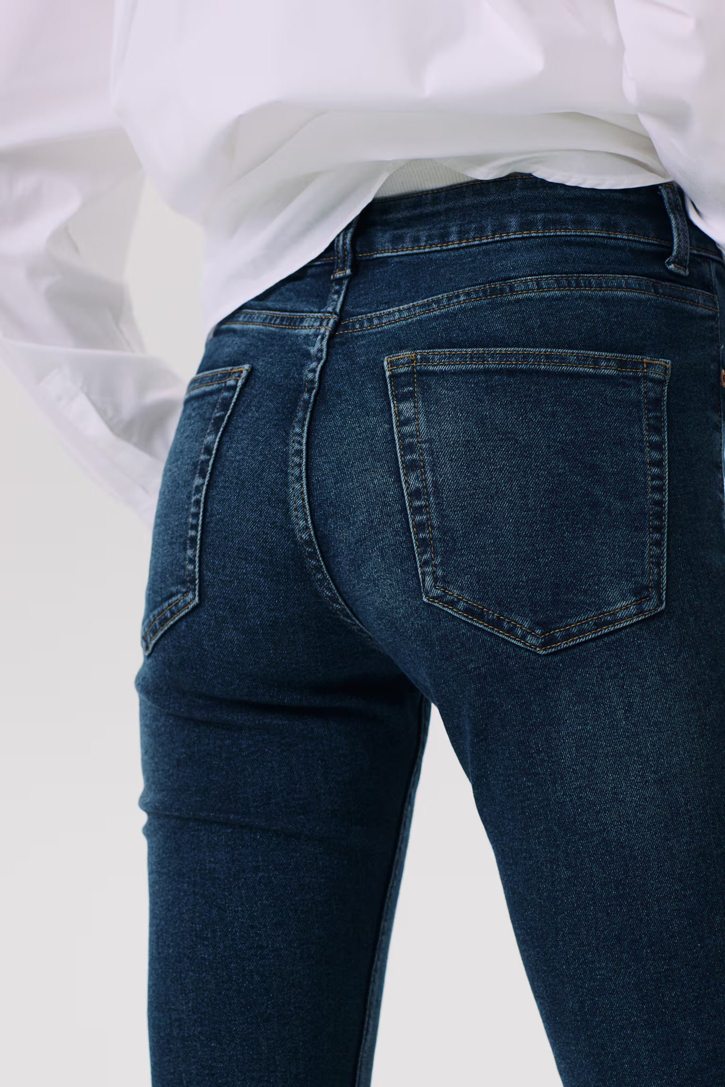 HIGHWAISTED SKINNY JEANS